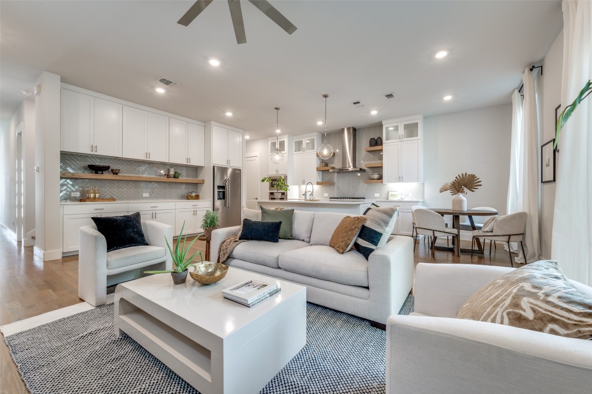 3951 Bowie Lane Dallas TX 75220
