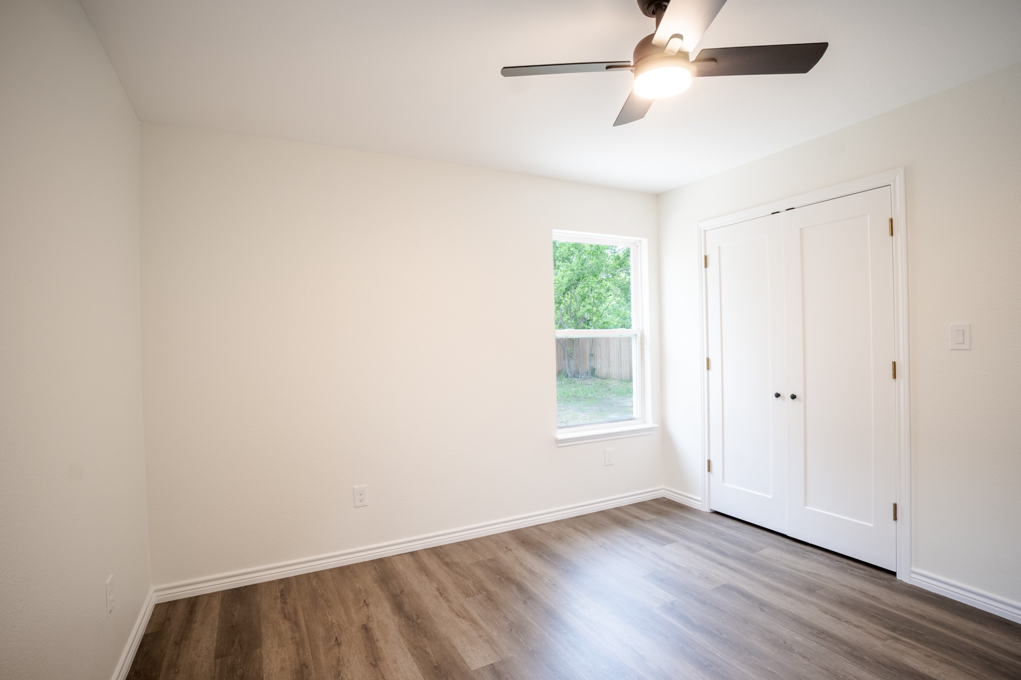 1333 E Palestine Mexia TX 76667