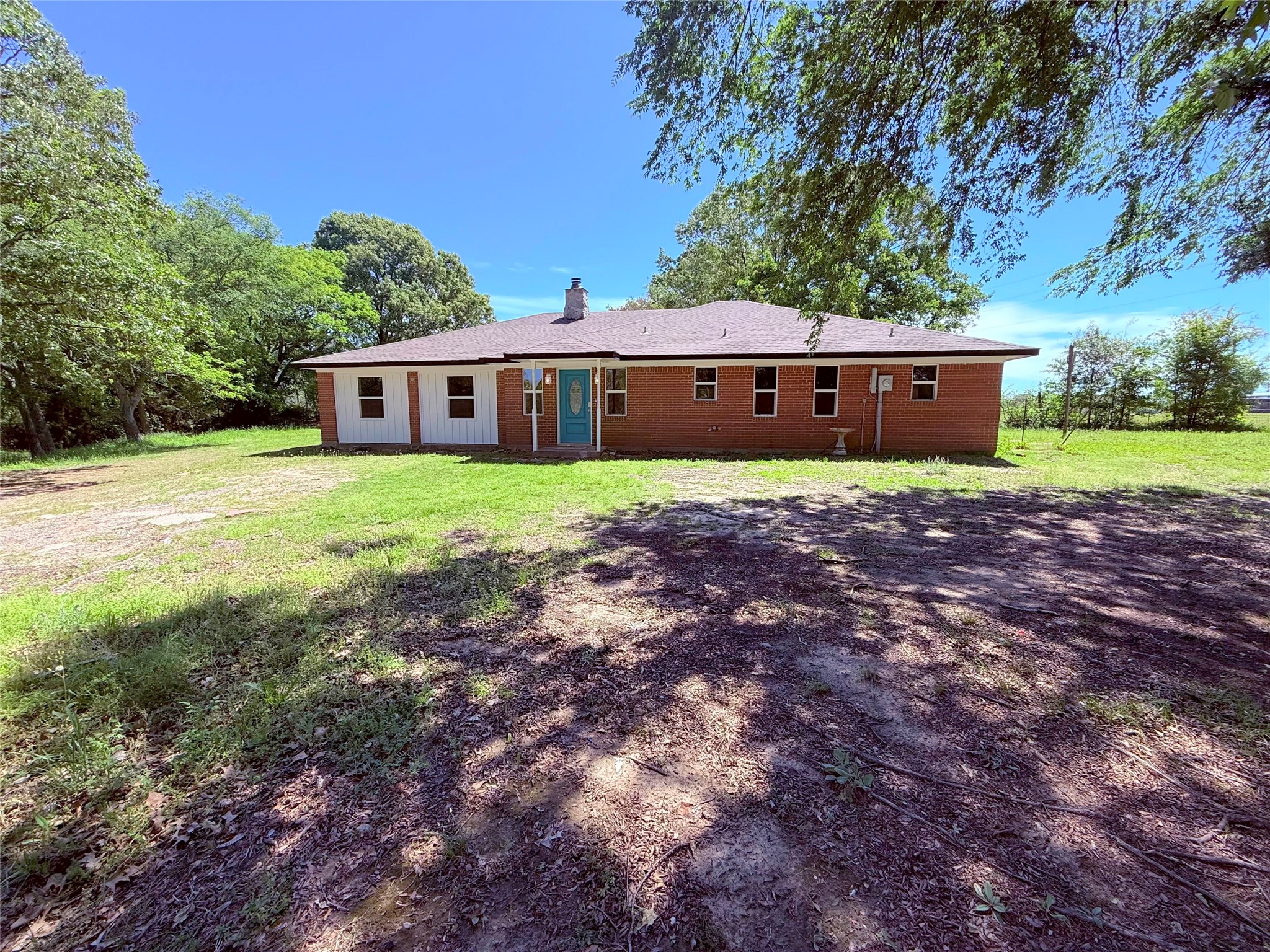45 County Road 1197 Yantis TX 75497