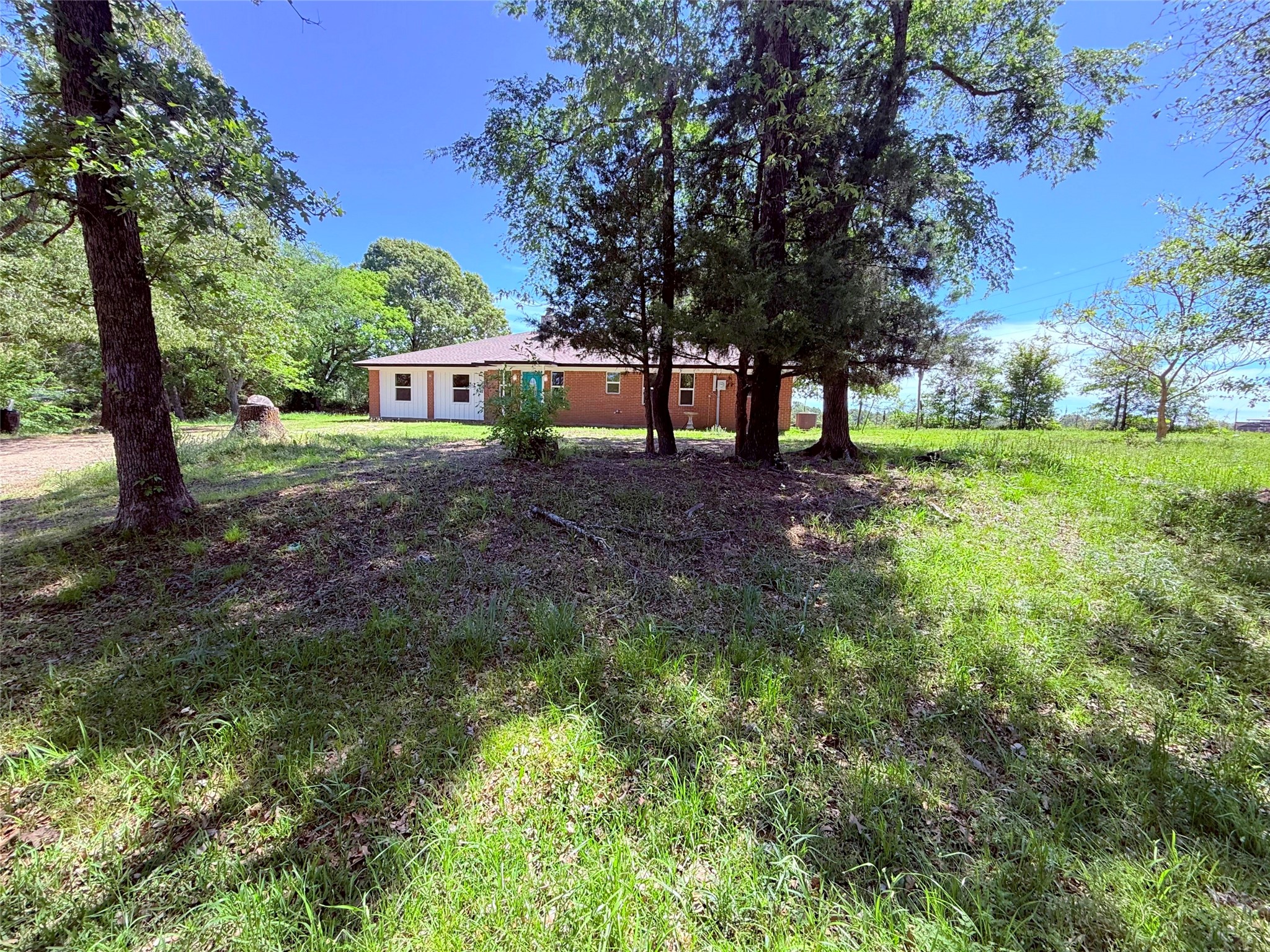 45 County Road 1197 Yantis TX 75497