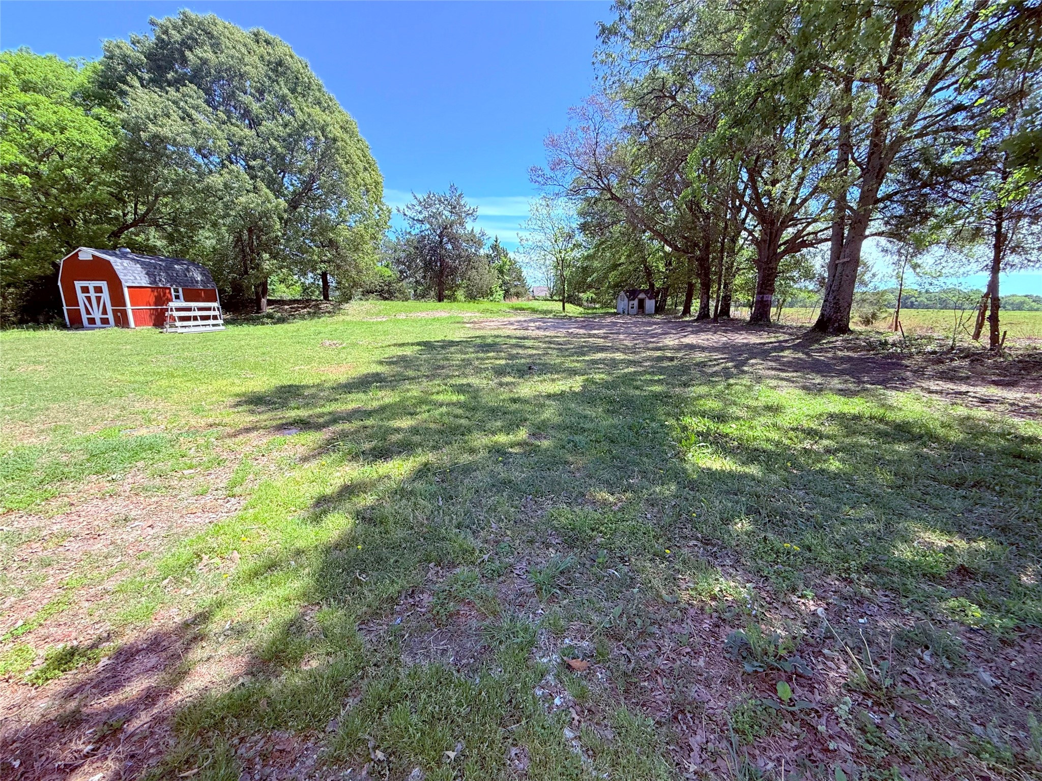 45 County Road 1197 Yantis TX 75497