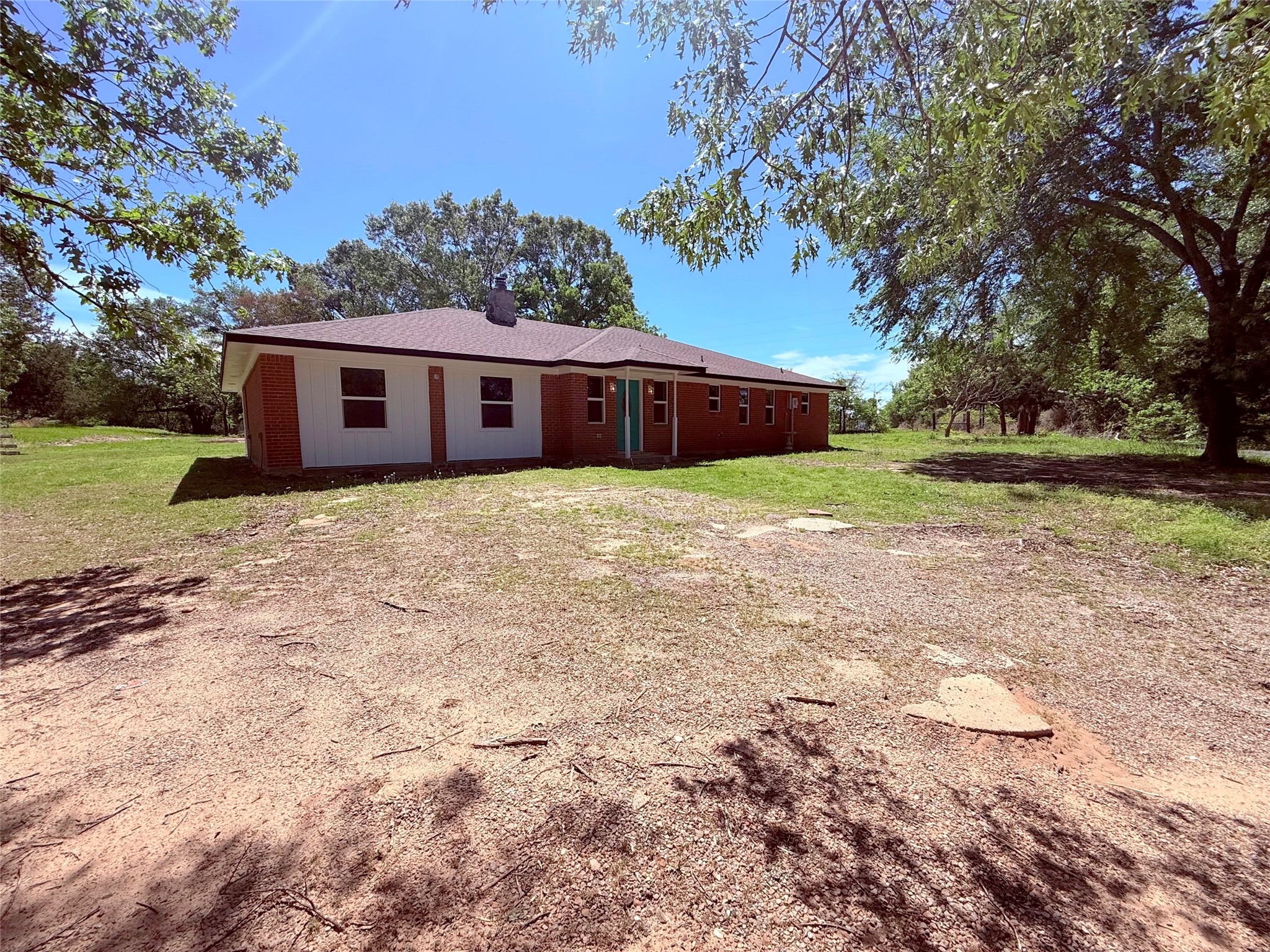 45 County Road 1197 Yantis TX 75497