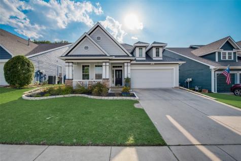 945 Honeysuckle Grapevine TX 76051