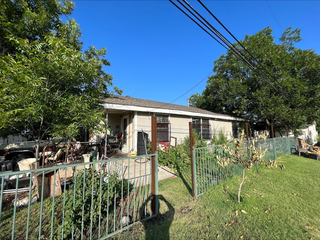 2011 Standifer Street Fort Worth TX 76164