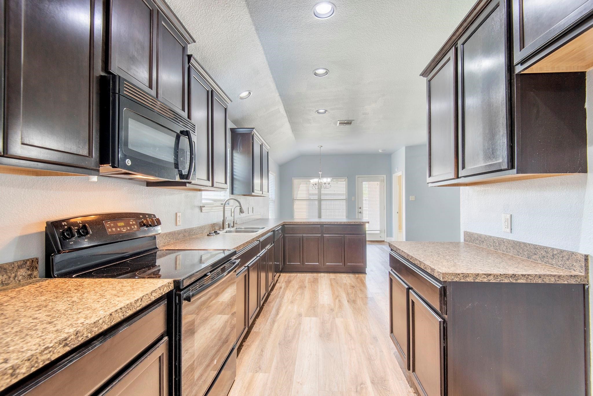 1813 Rodeo Drive Anna TX 75409