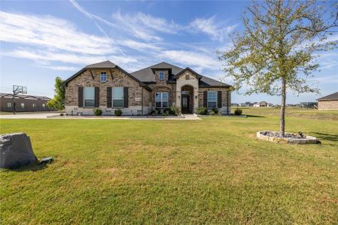 1136 Hester Street Nevada TX 75173