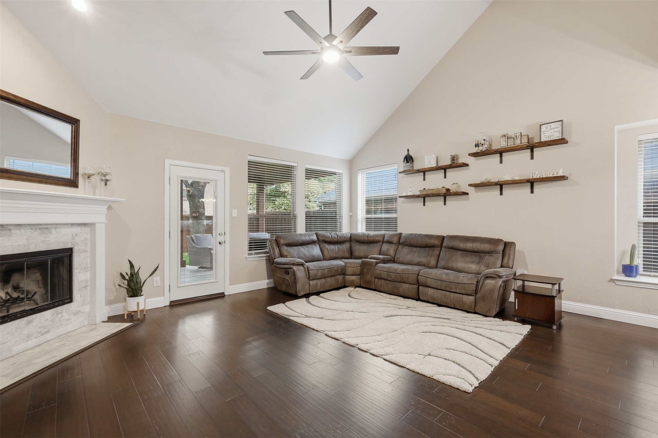 6974 Shoreview Grand Prairie TX 75054