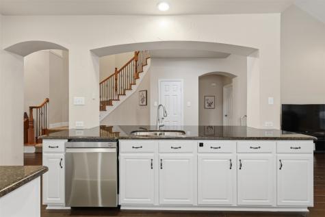 6974 Shoreview Grand Prairie TX 75054