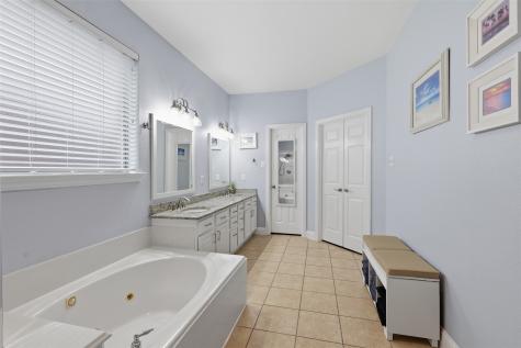 6974 Shoreview Grand Prairie TX 75054