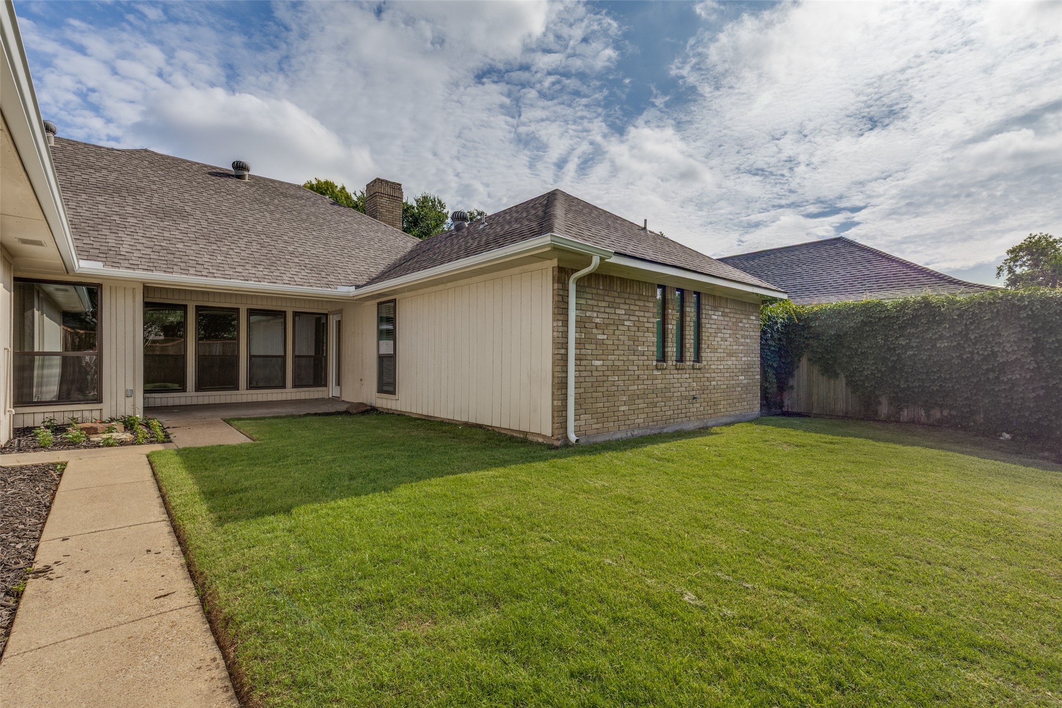 6432 Wrenwood Drive Dallas TX 75252