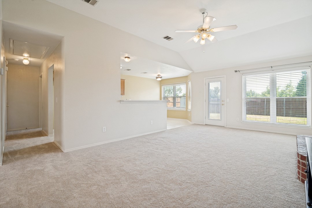 1102 E Oak Street Wylie TX 75098