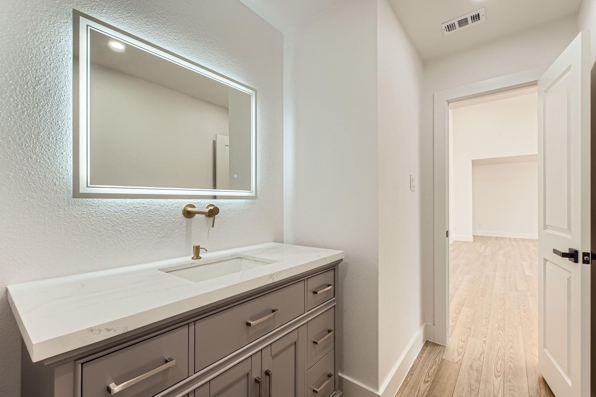 16212 Spring Creek Road Dallas TX 75248