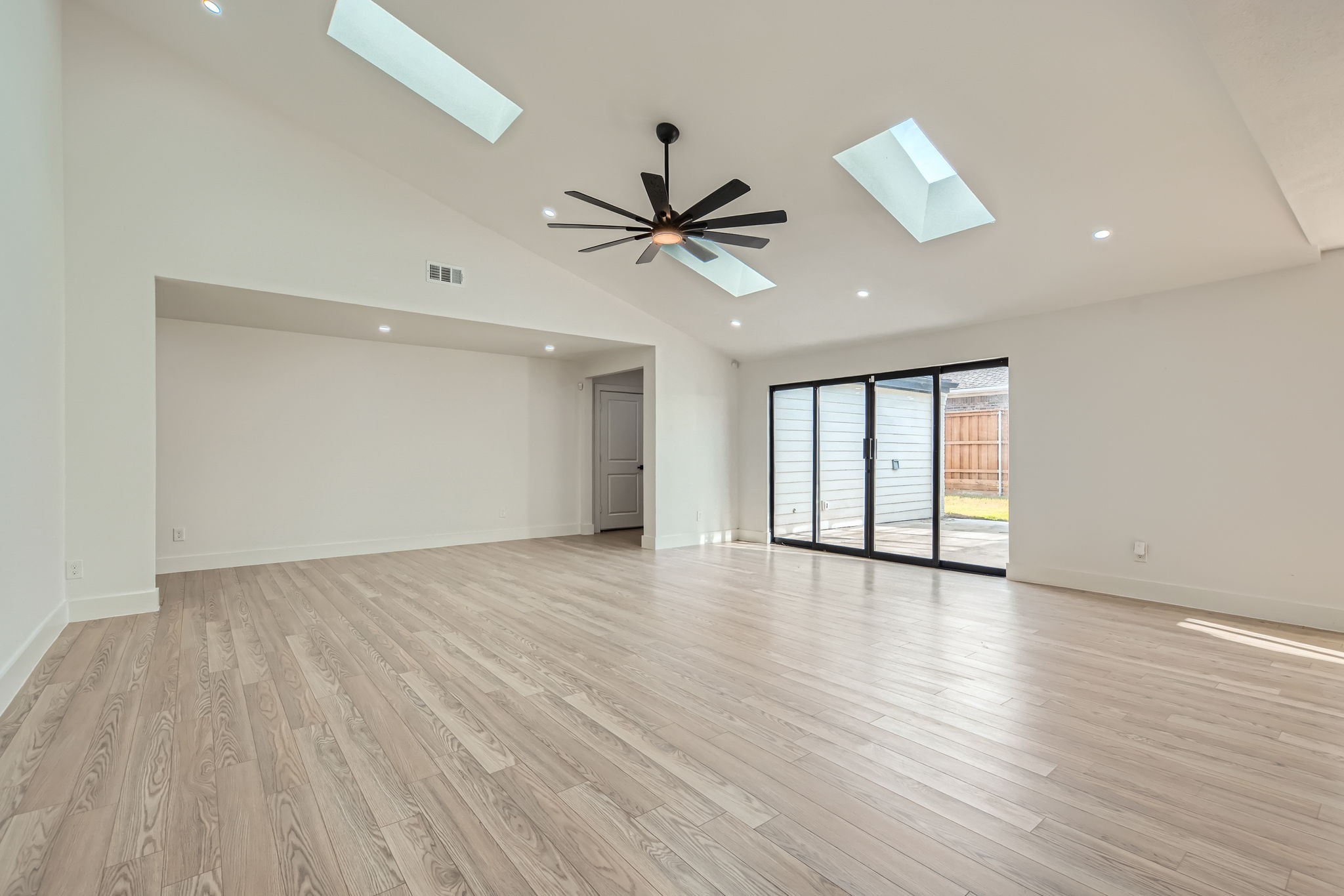 16212 Spring Creek Road Dallas TX 75248