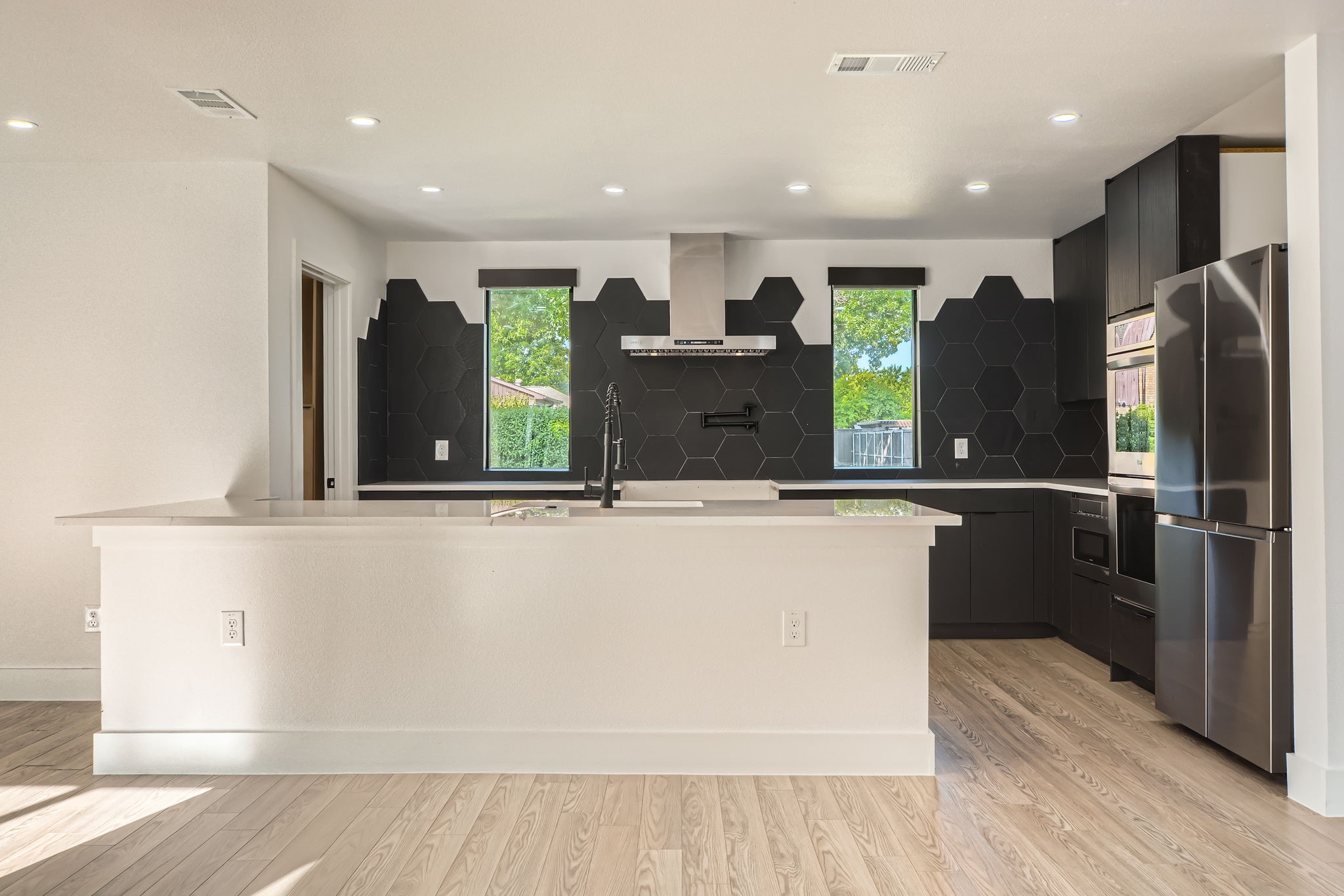 16212 Spring Creek Road Dallas TX 75248