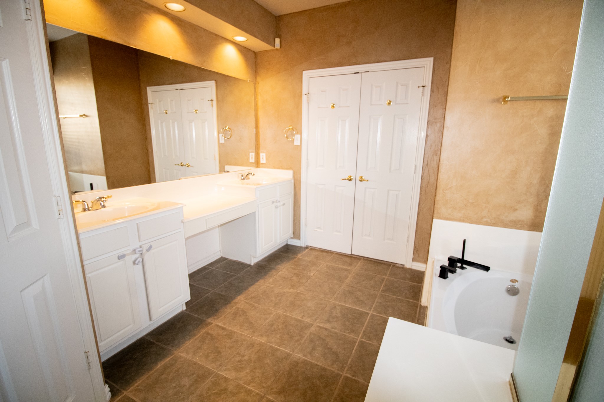 7800 Pirate Point Circle Arlington TX 76016