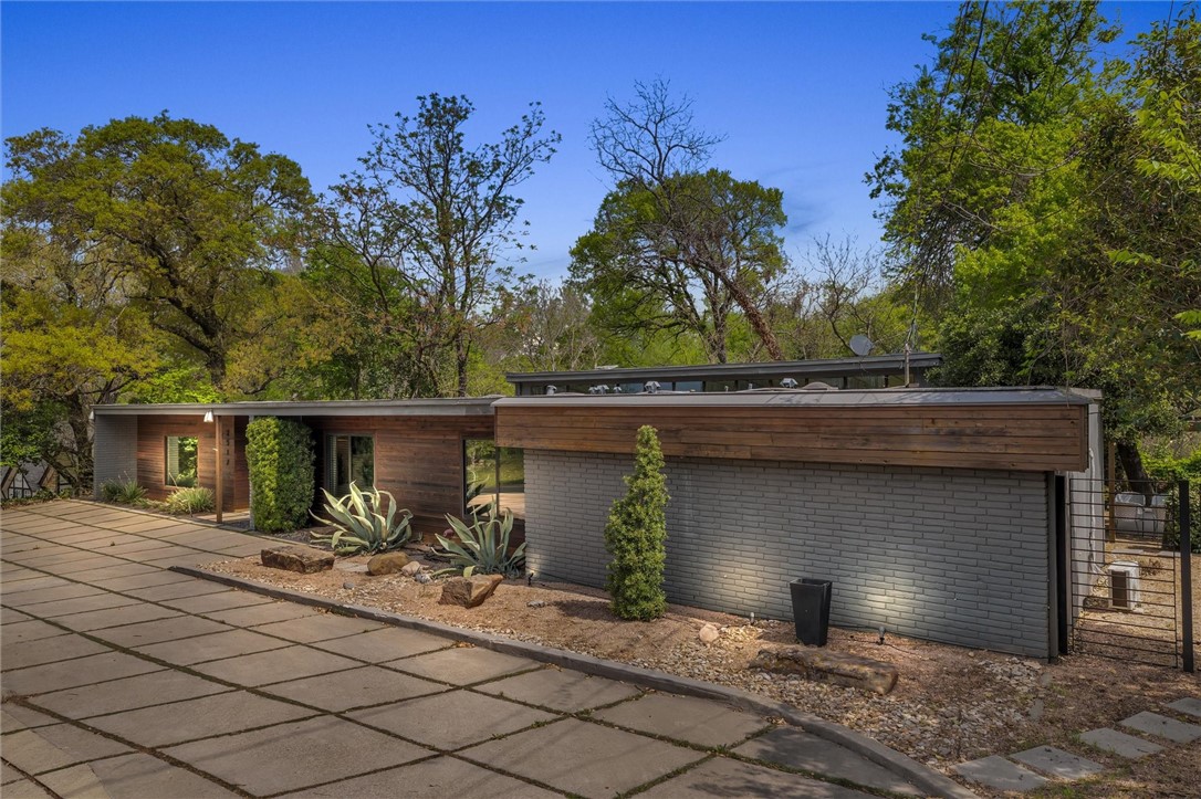 2517 Wooded Acres Drive Waco TX 76710