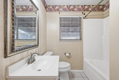 3901 Woodlane Avenue Haltom City TX 76117
