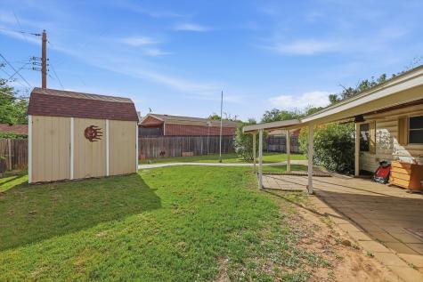 3901 Woodlane Avenue Haltom City TX 76117