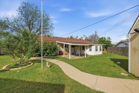 3901 Woodlane Avenue Haltom City TX 76117