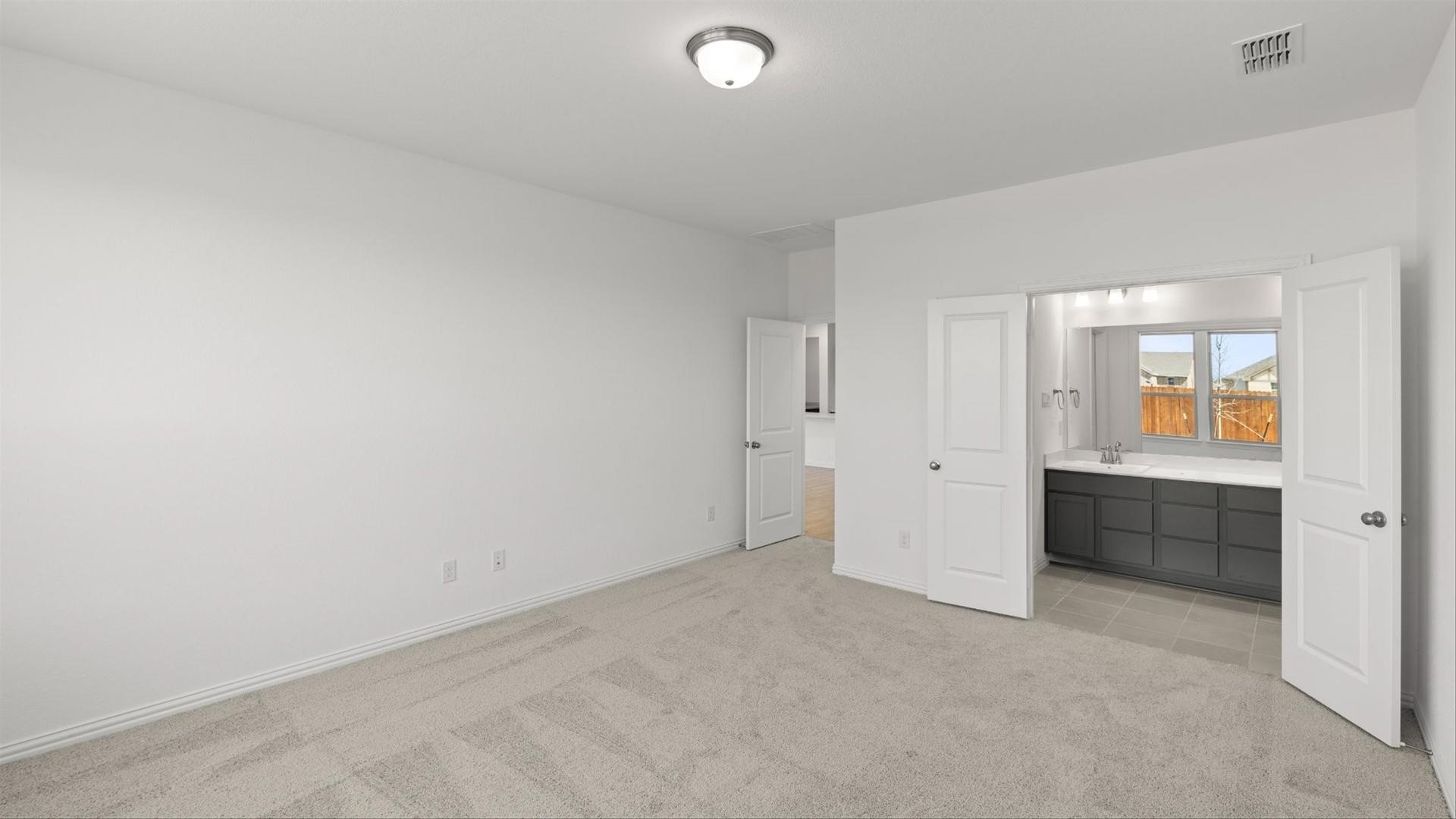2747 E Teton Street Corinth TX 76210