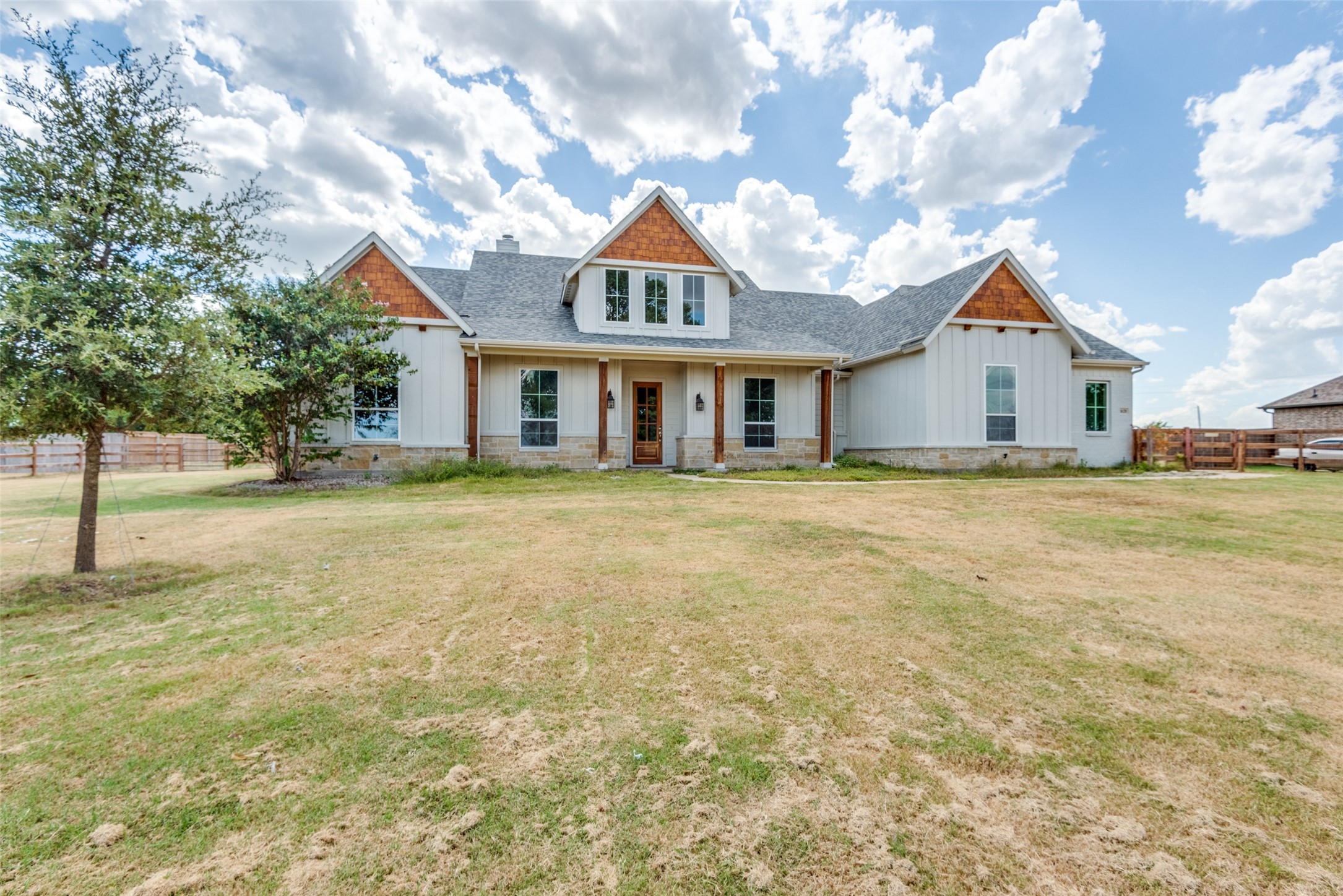 1620 Lone Elm Road Waxahachie TX 75167