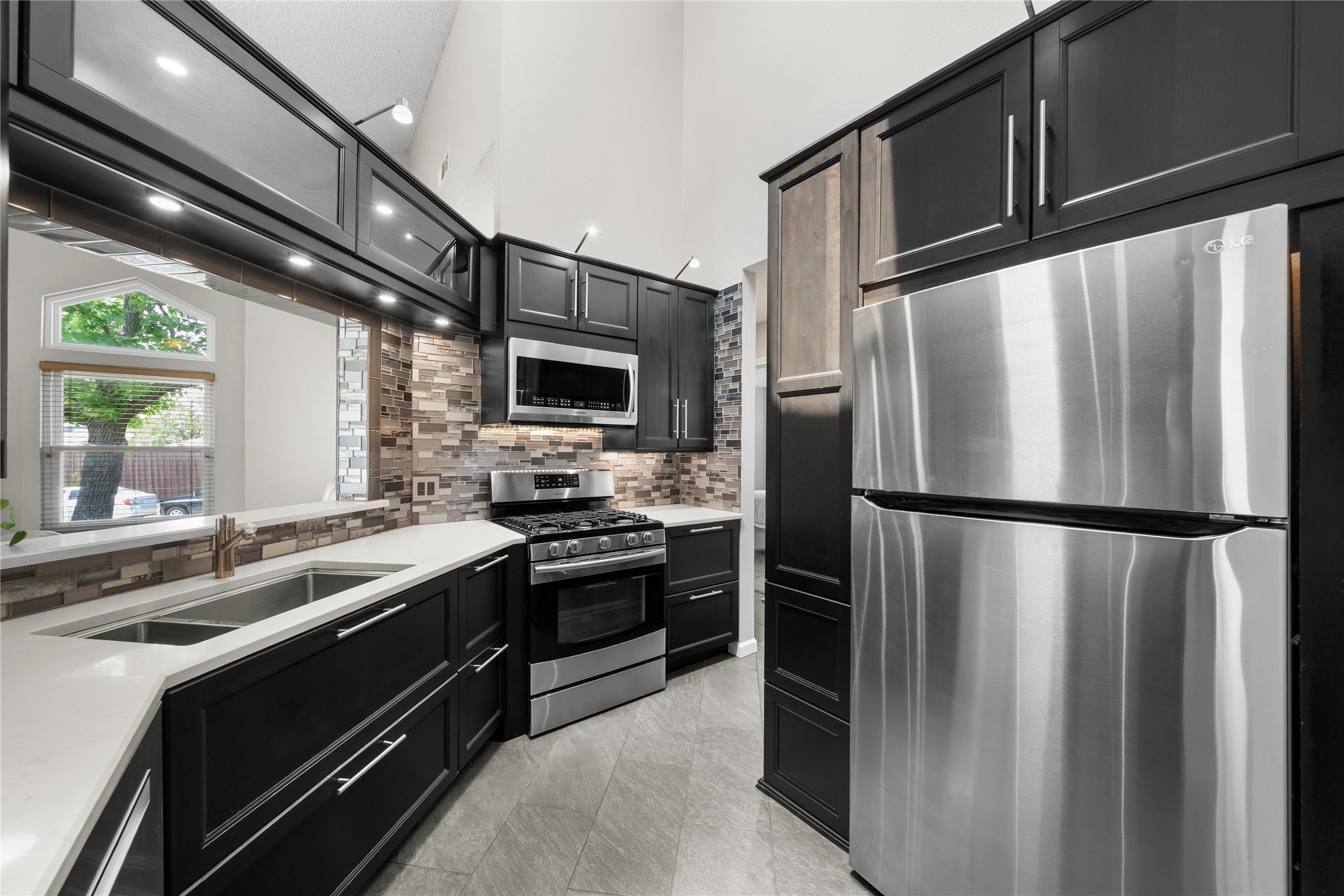 2539 Melissa Lane Carrollton TX 75006