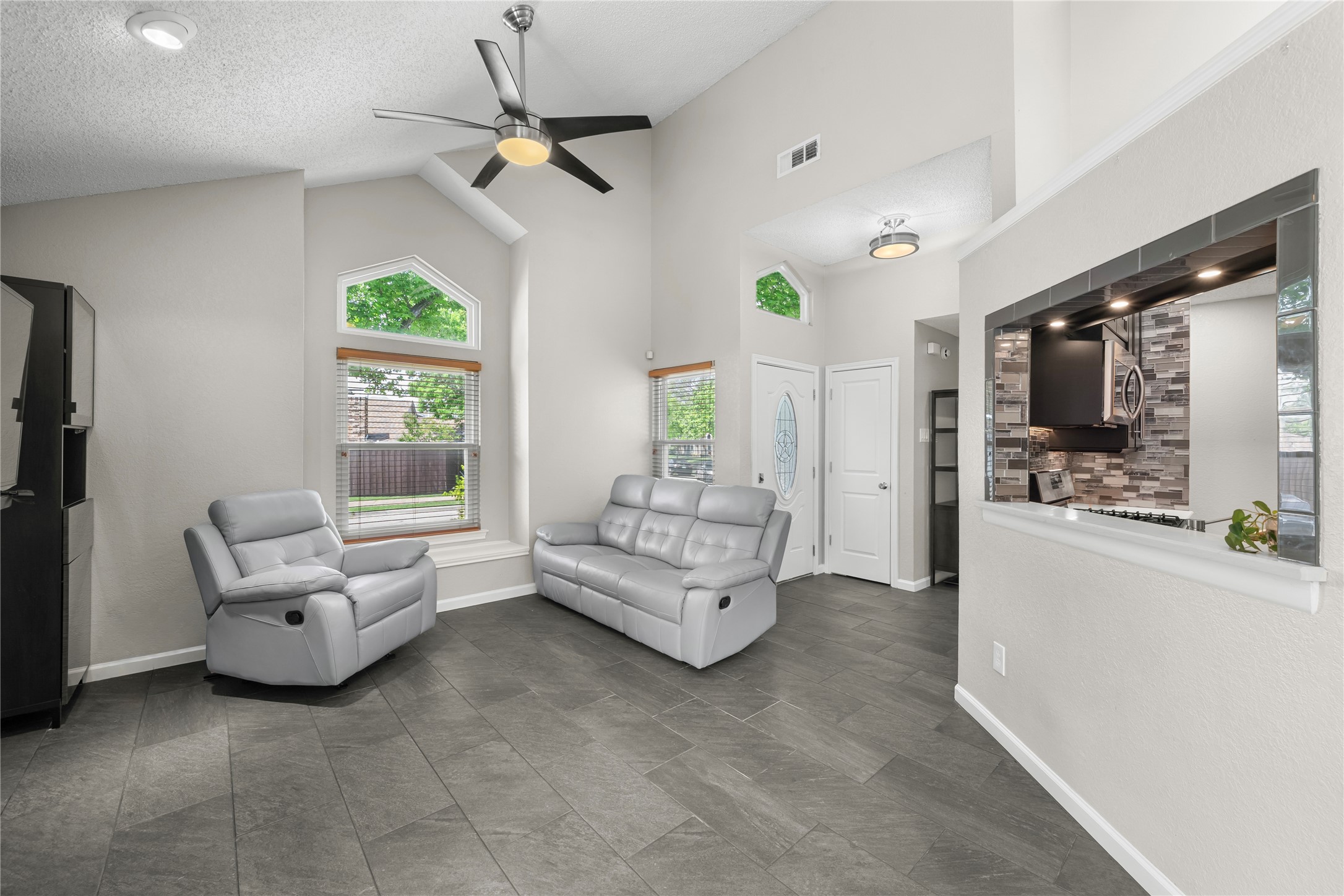 2539 Melissa Lane Carrollton TX 75006