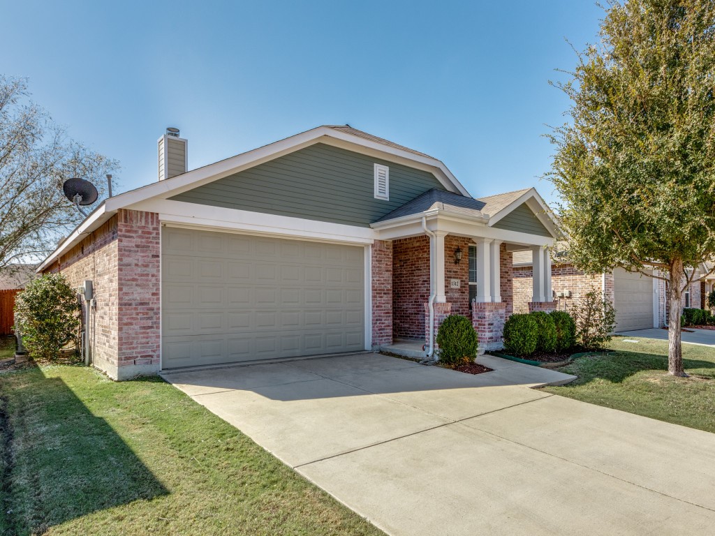 1512 Zebra Finch Drive Little Elm TX 75068