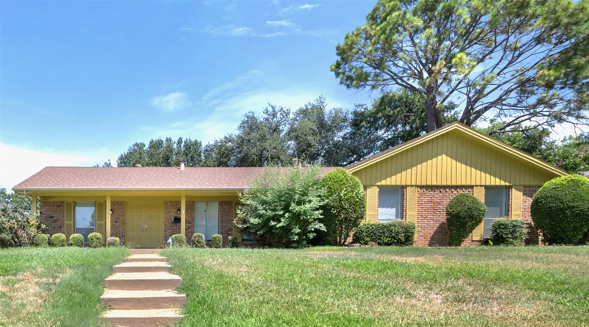 7301 Yolanda Drive Fort Worth TX 76112