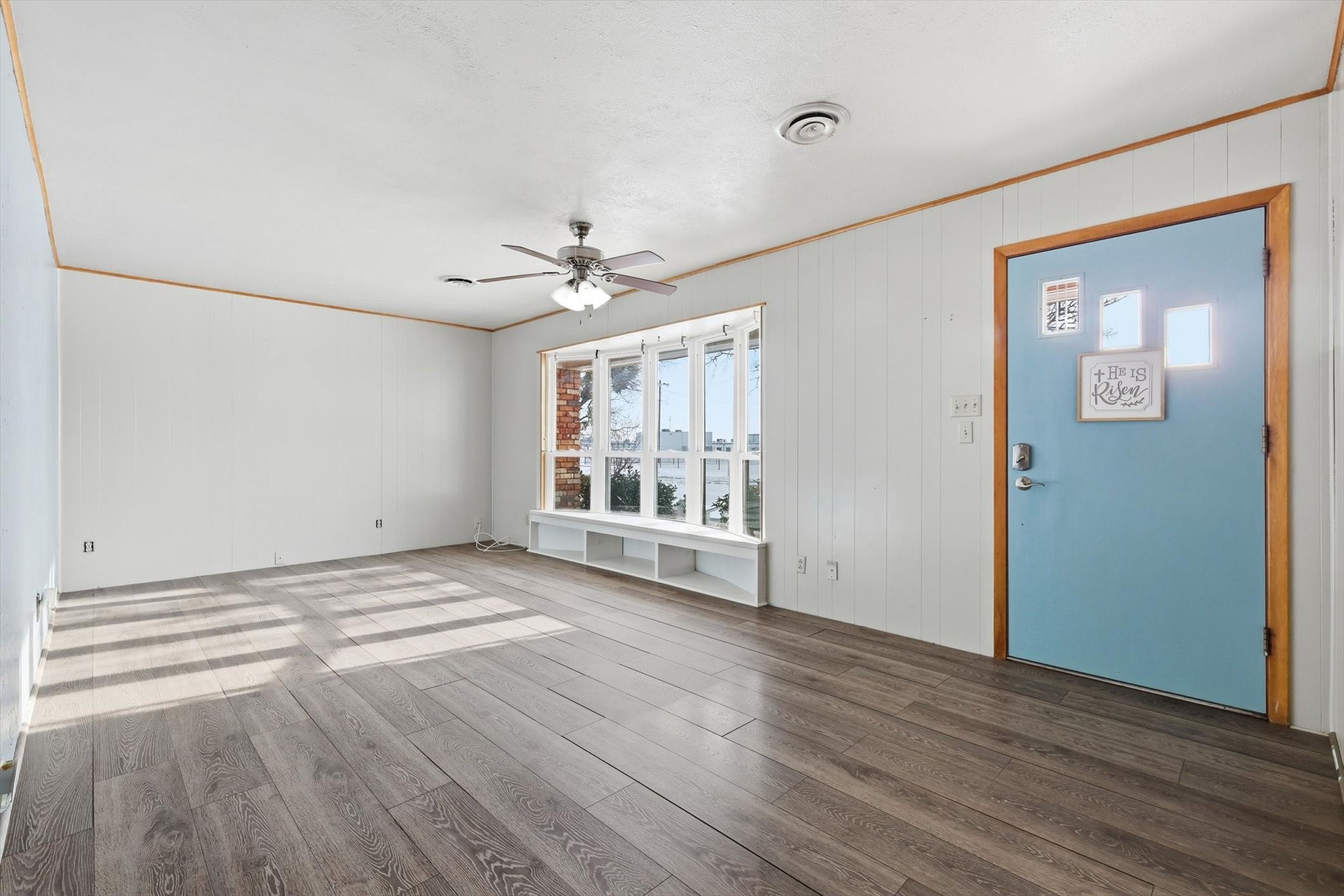 107 N 7th Street Krum TX 76249