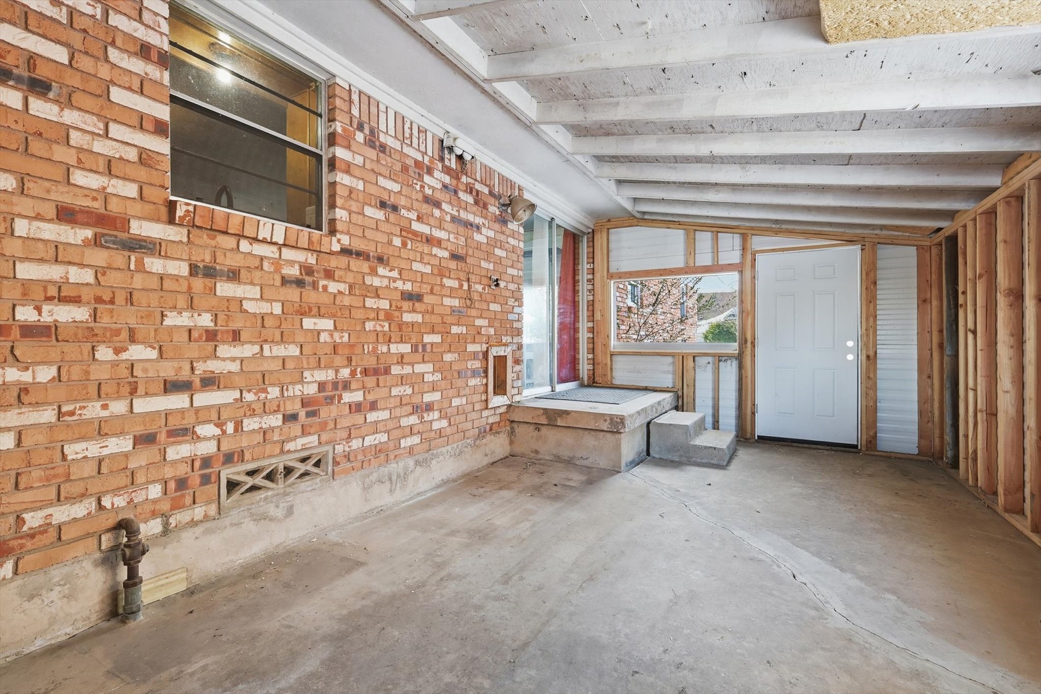 107 N 7th Street Krum TX 76249
