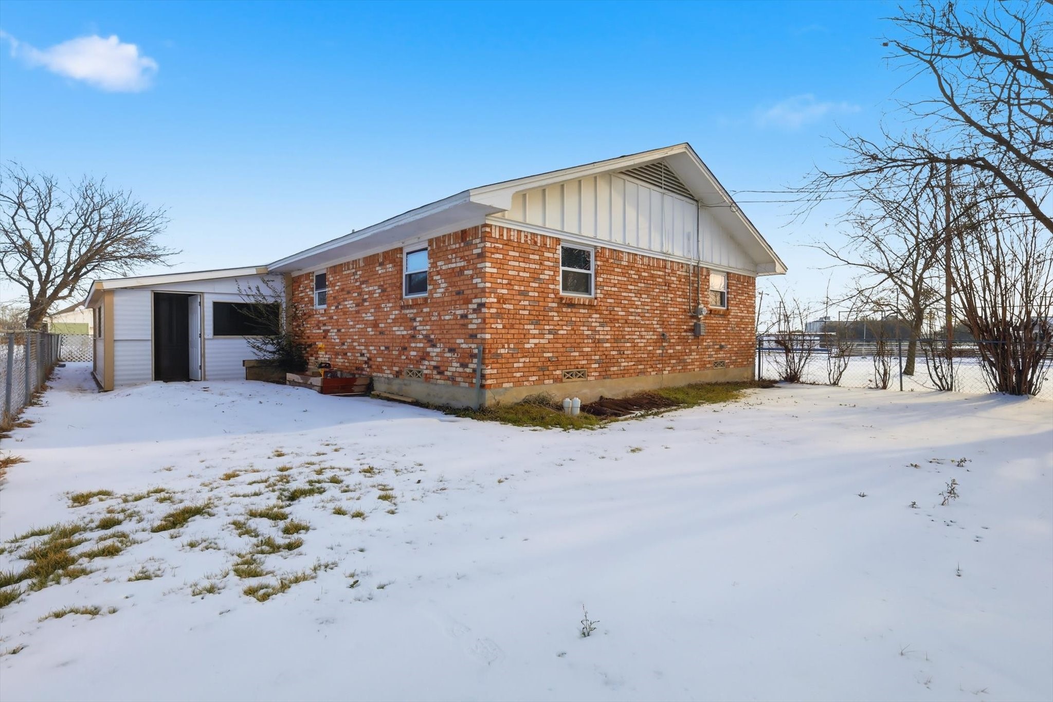 107 N 7th Street Krum TX 76249