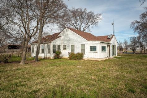 1670 County Road 2730 Farmersville TX 75442