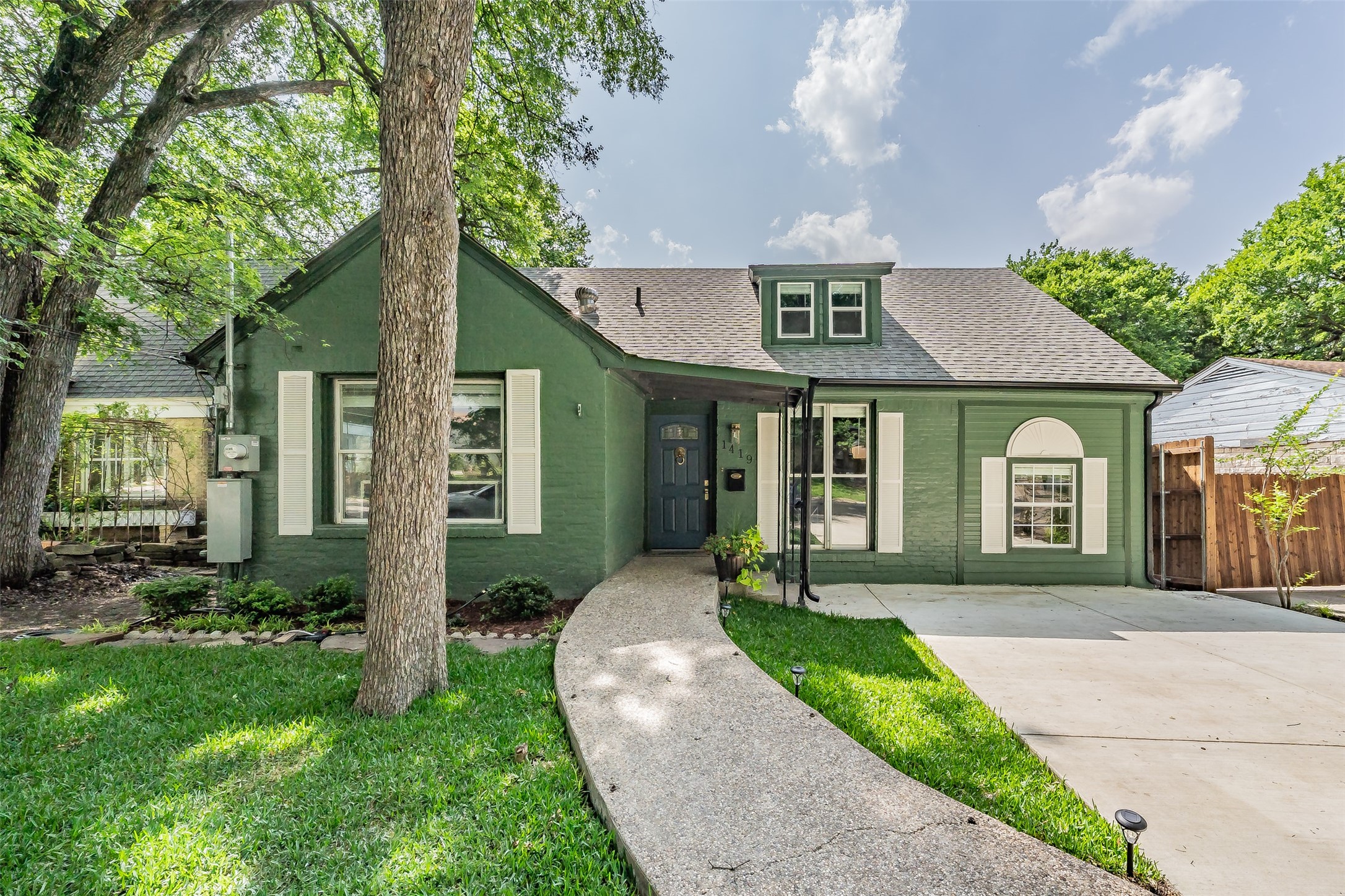 1419 Ramsey Avenue Dallas TX 75216