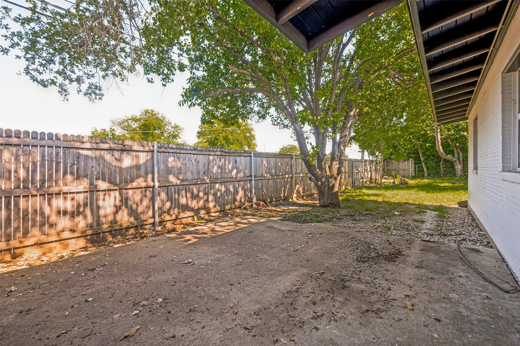 2122 Marilyn Lane Arlington TX 76010