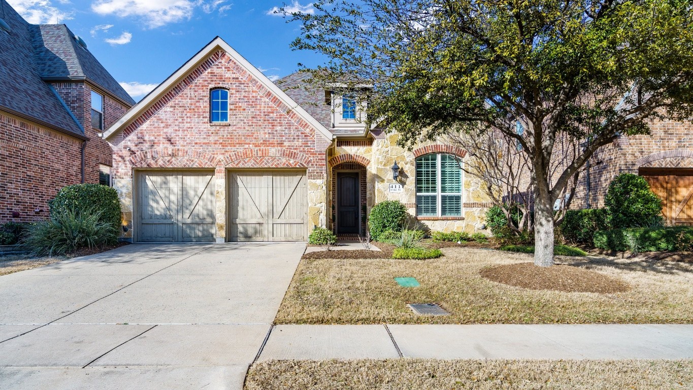 411 Vine Street Irving TX 75039