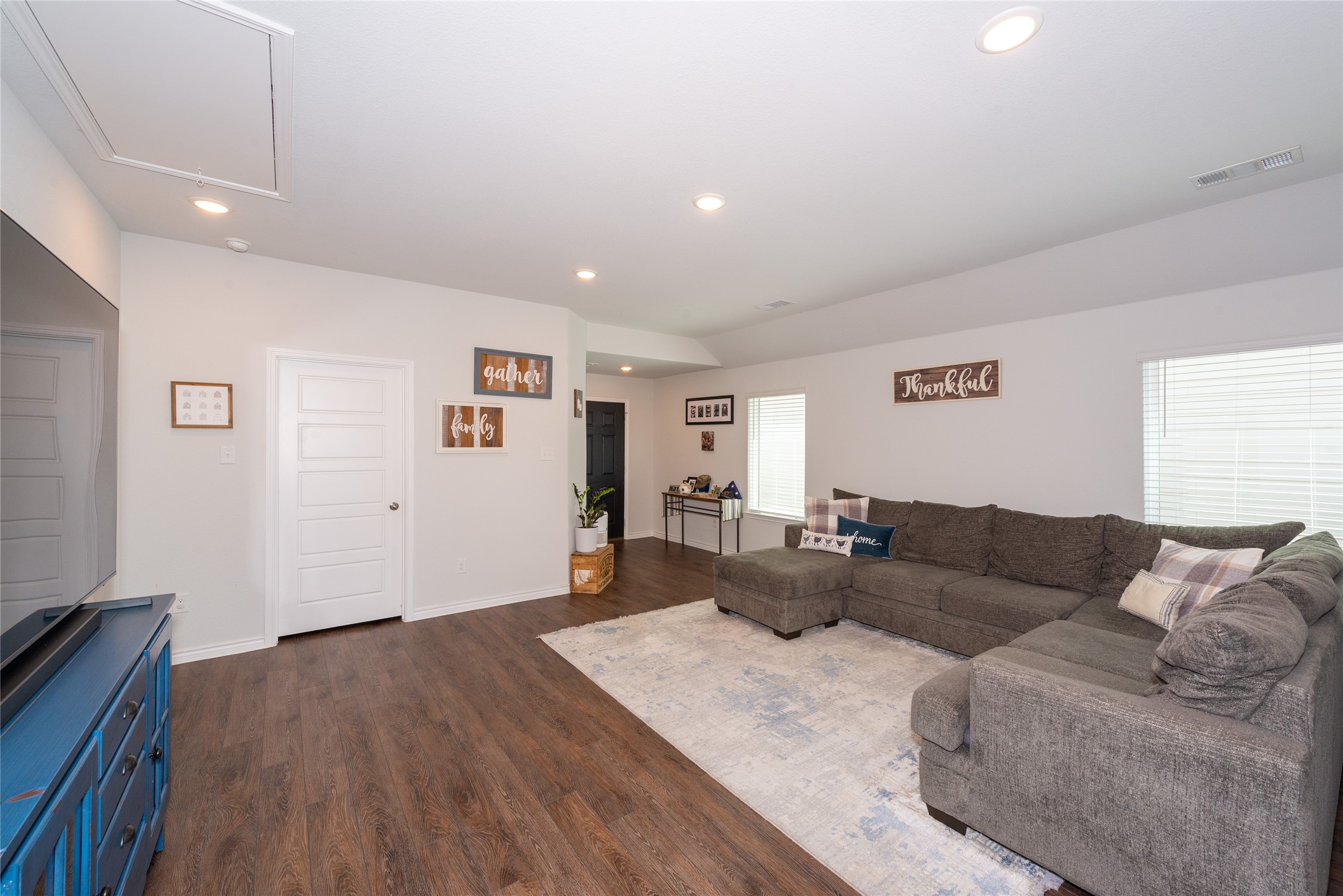 431 Woodhouse Way Everman TX 76140