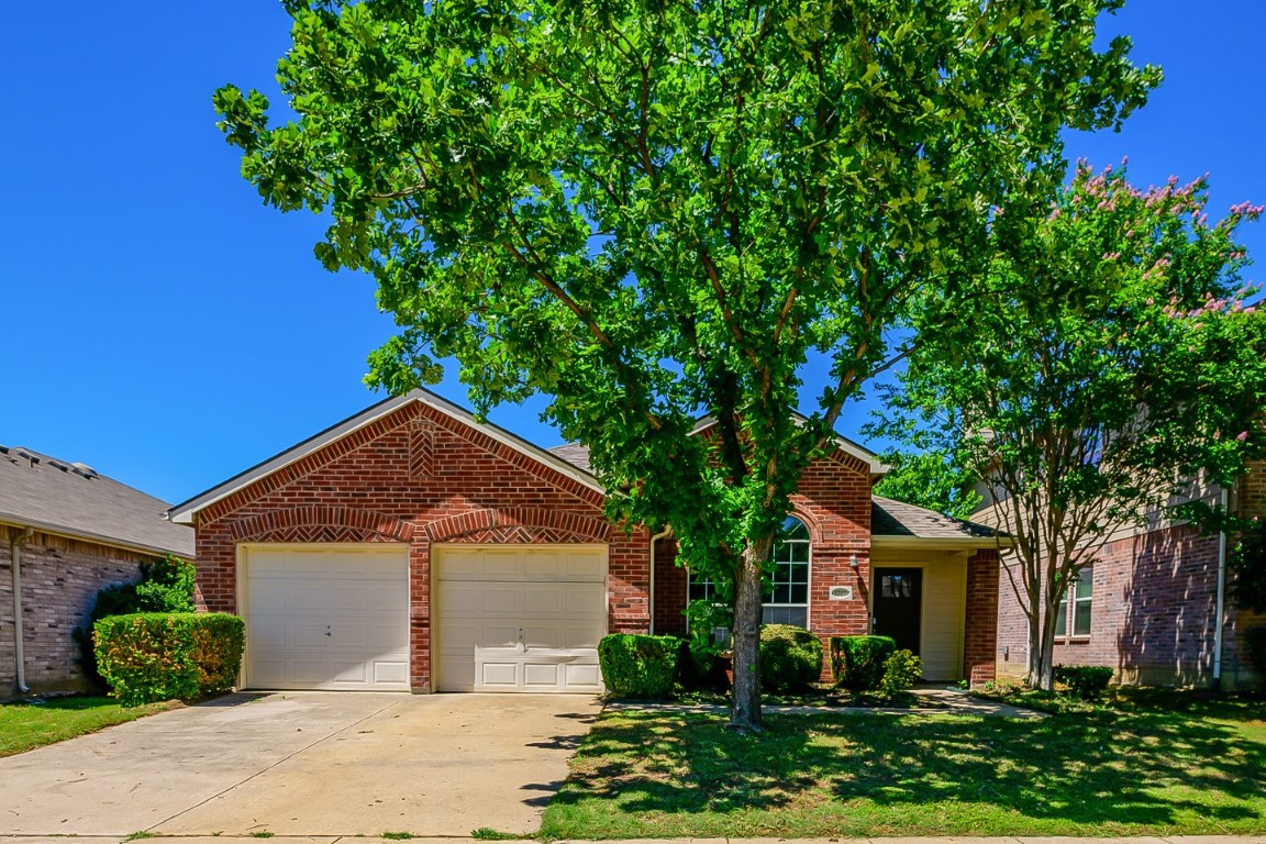 1217 Morning Dove Aubrey TX 76227