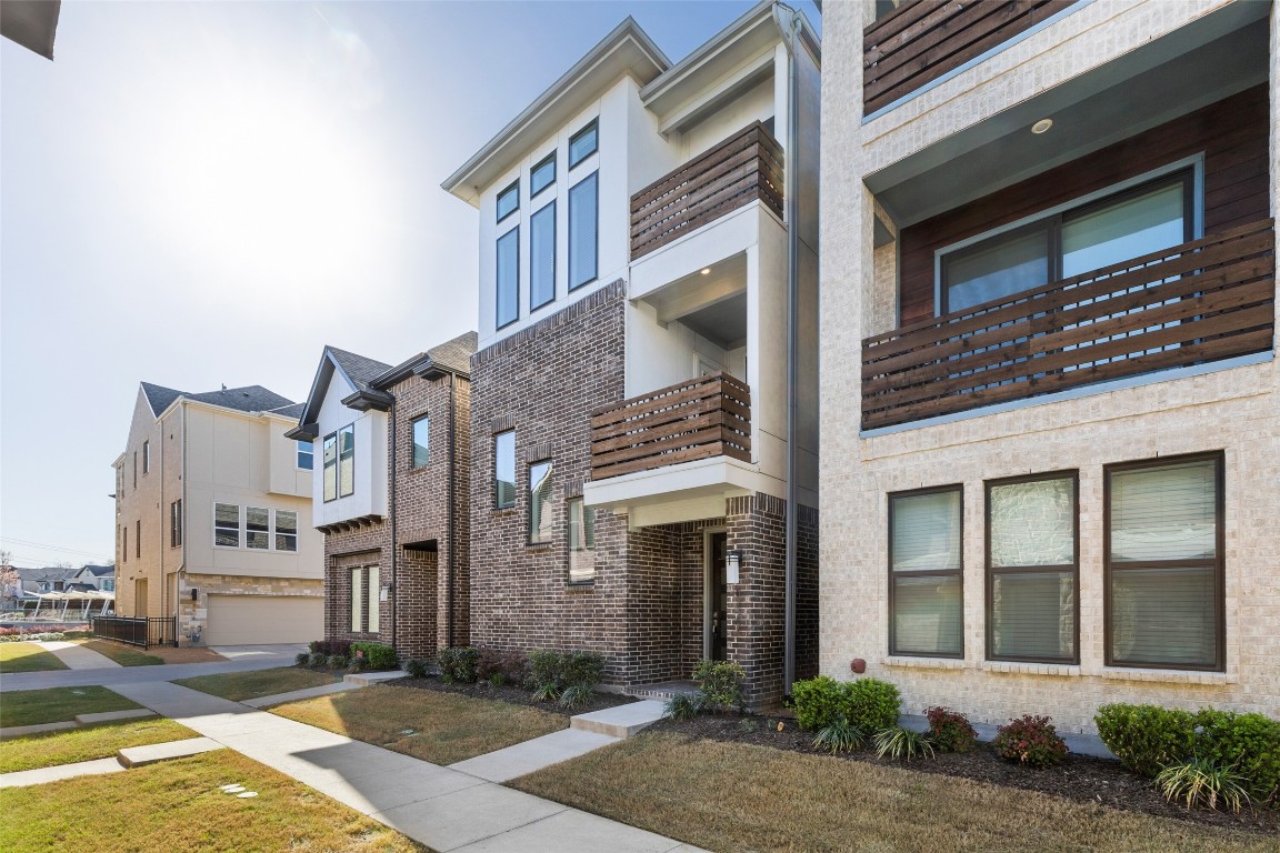 8227 Milroy Lane Dallas TX 75231