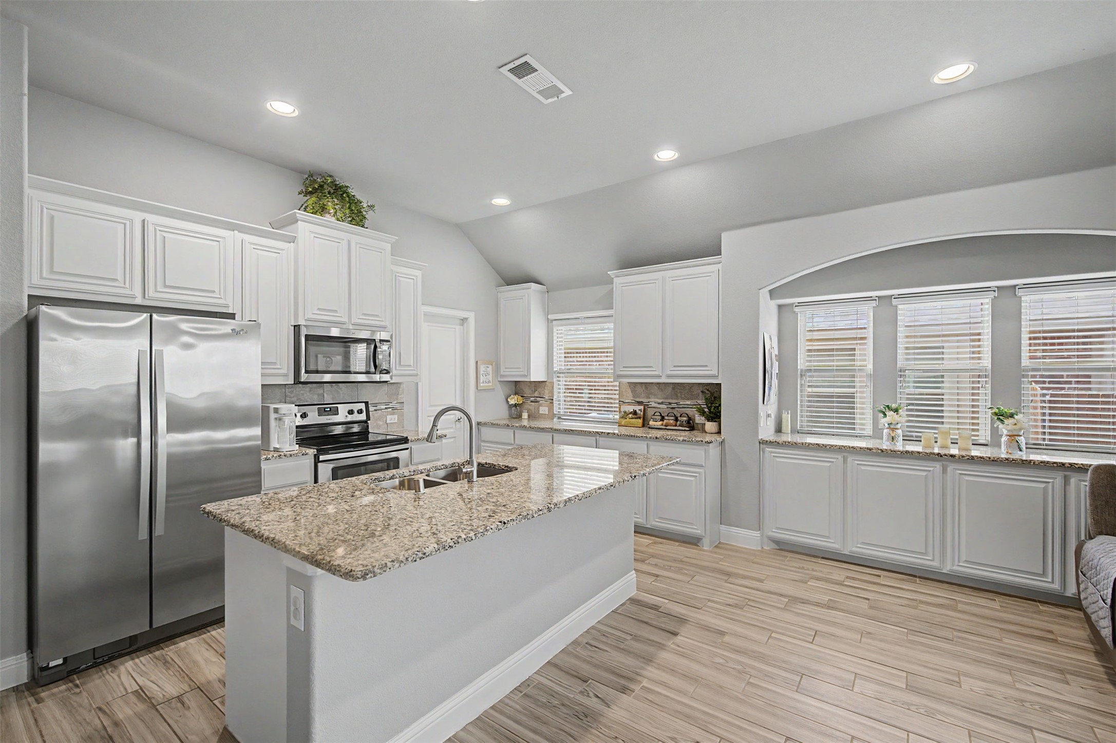 107 Valverde Lane Alvarado TX 76009