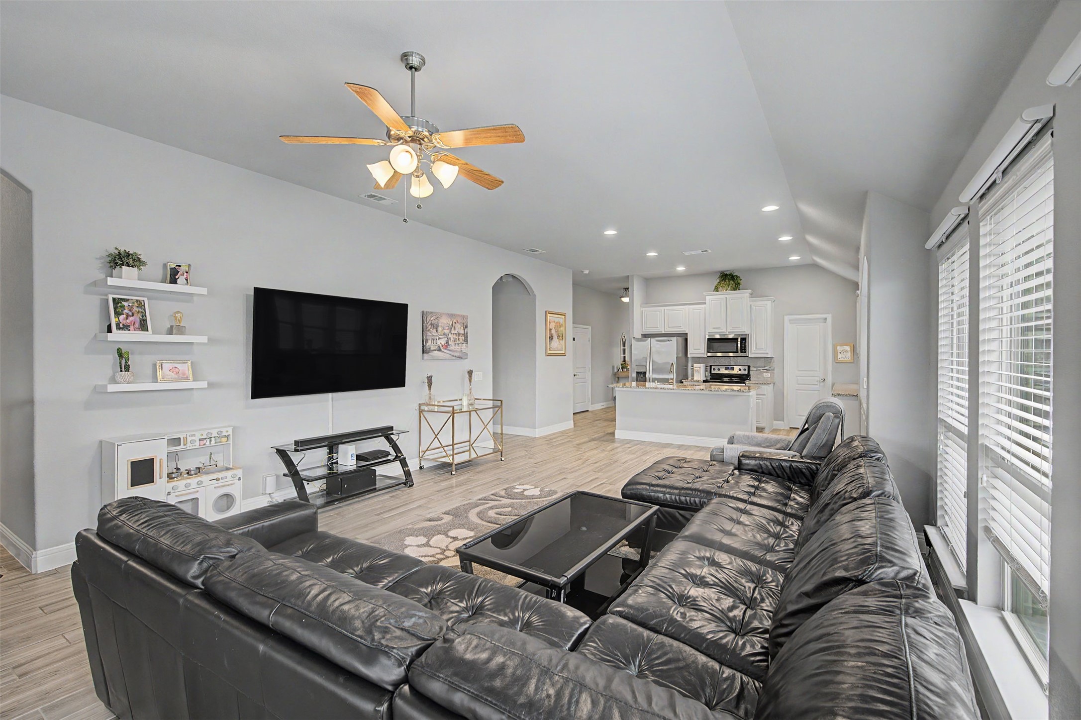 107 Valverde Lane Alvarado TX 76009