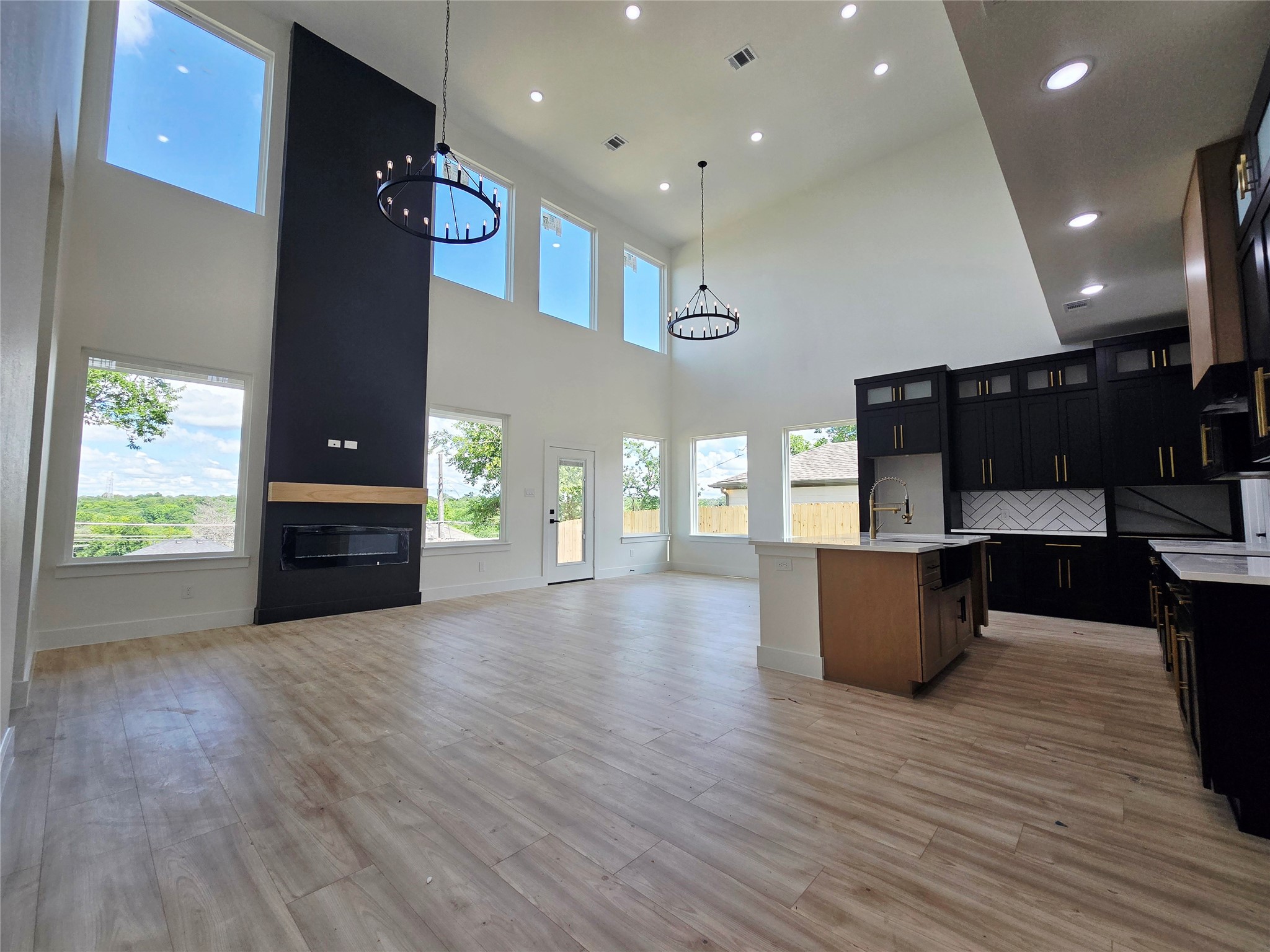 6412 Teague Drive Dallas TX 75241