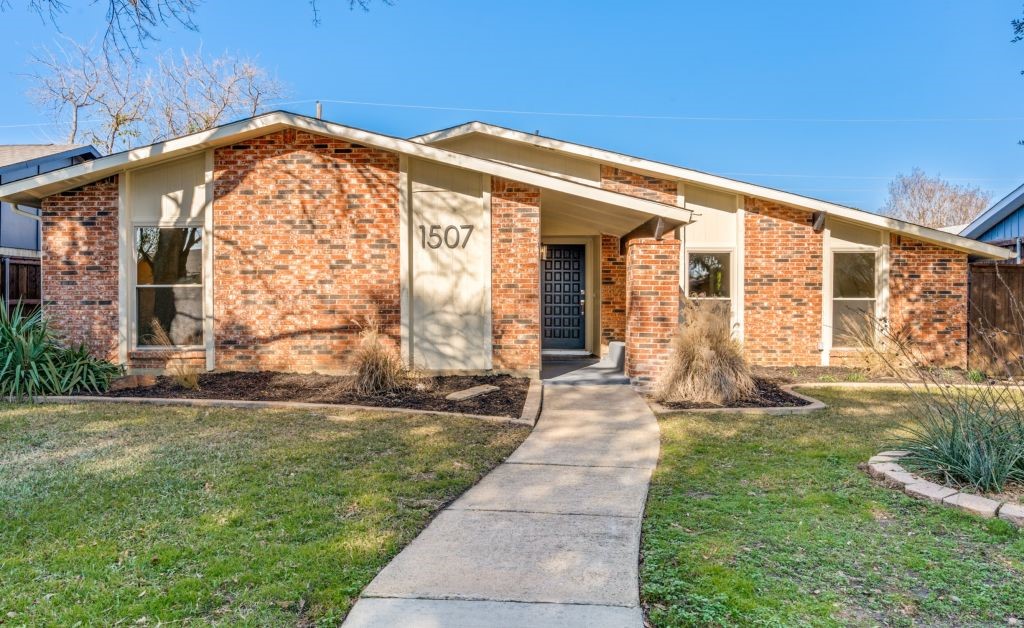 1507 Camelia Drive Lewisville TX 75067