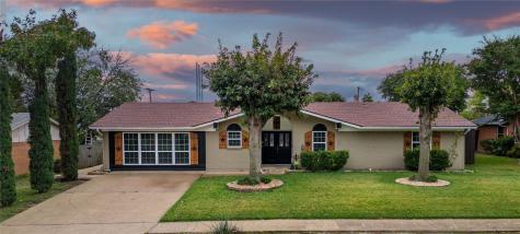 2406 College Avenue Garland TX 75042
