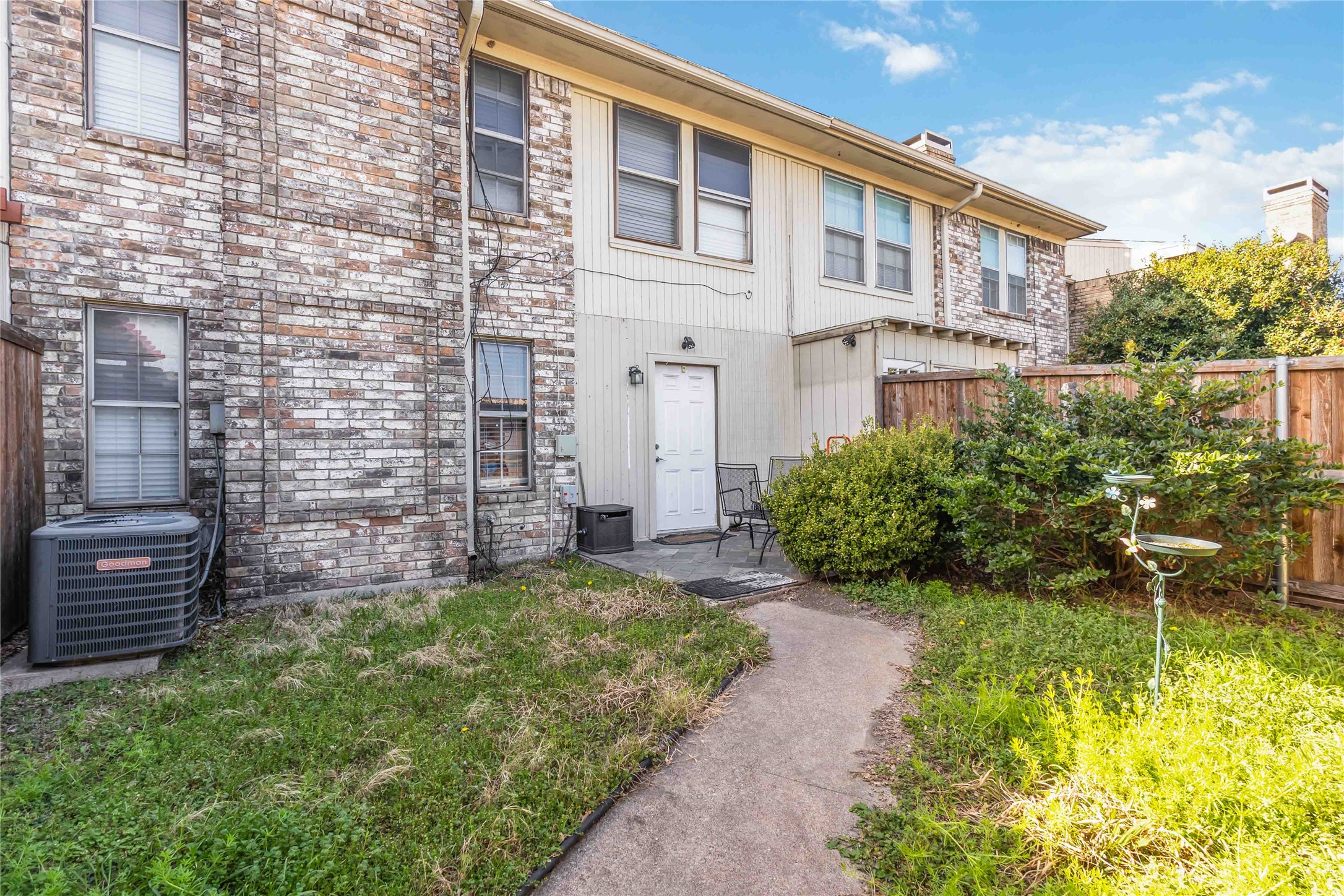 617 Towne House Lane Richardson TX 75081