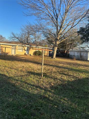 1913 Hilltop Drive Garland TX 75042