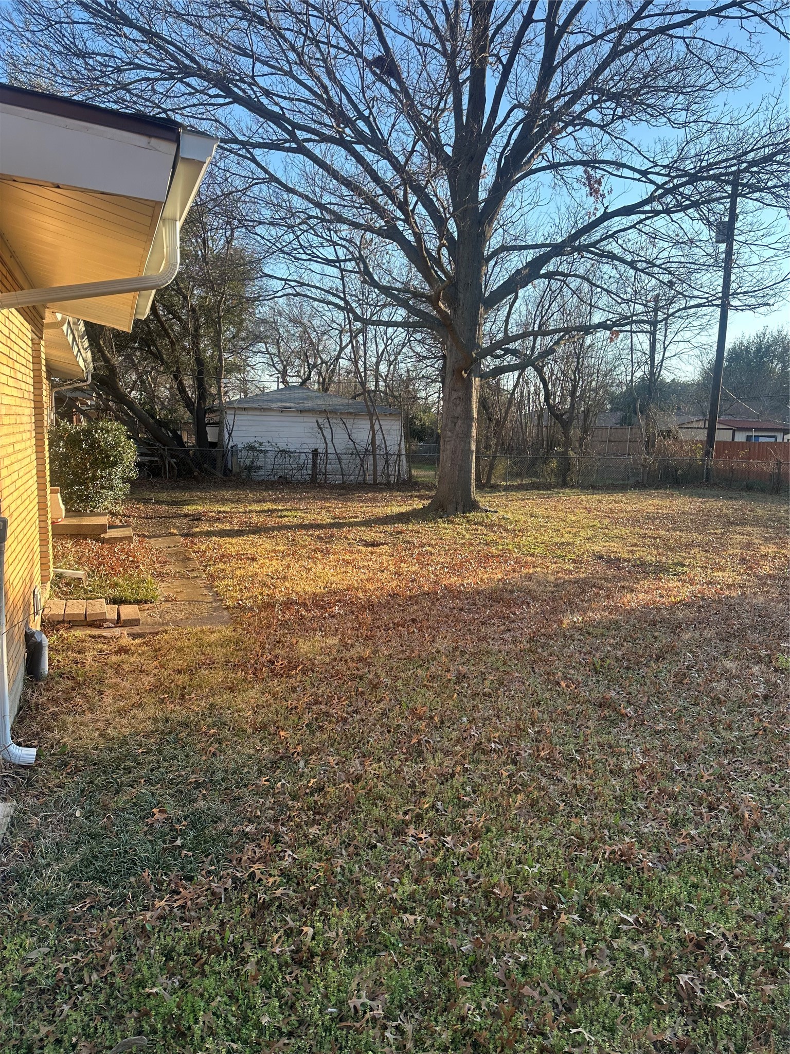 1913 Hilltop Drive Garland TX 75042