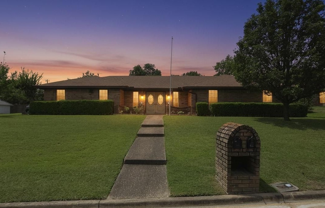 131 Patricia Drive Hewitt TX 76643