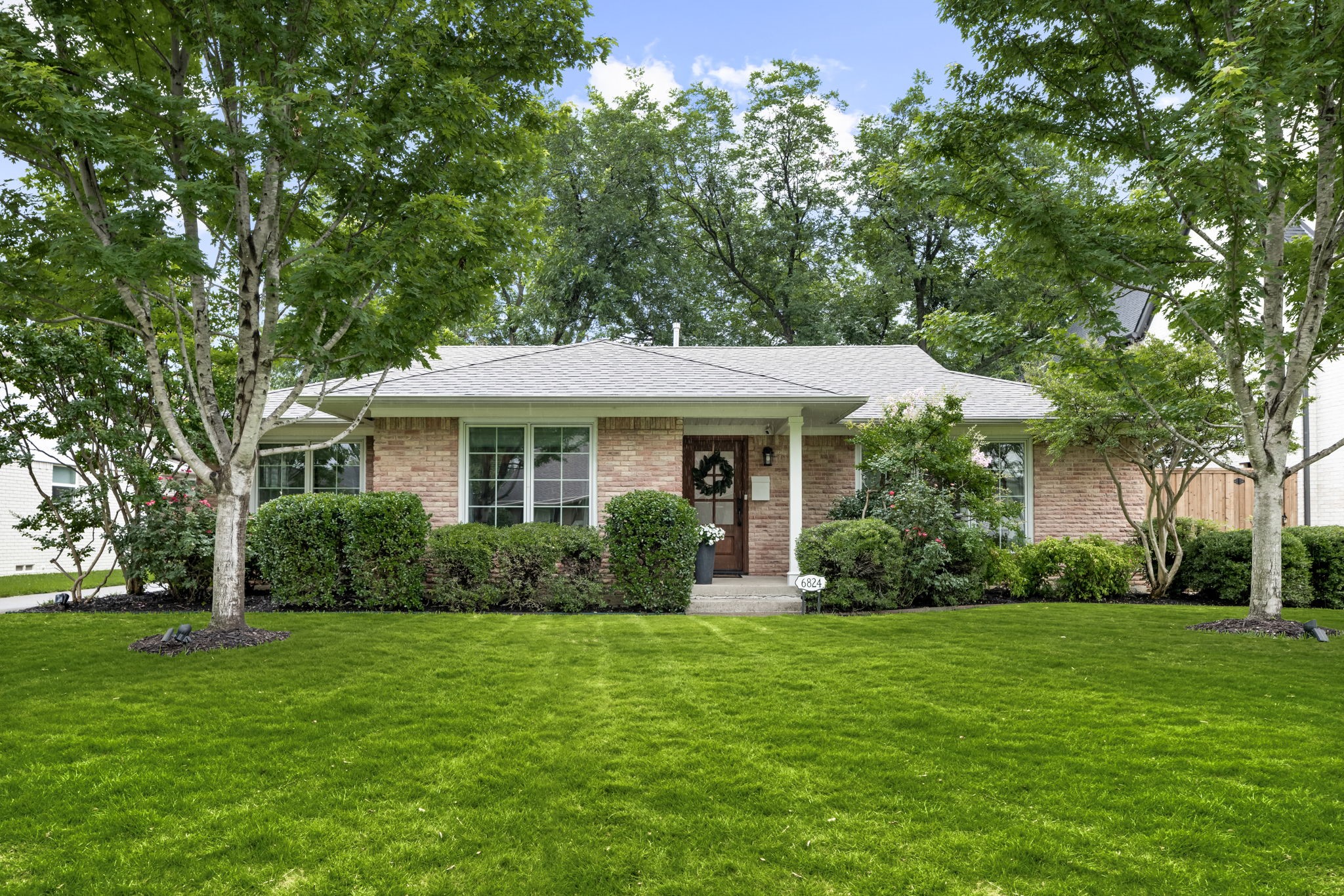 6824 Santa Maria Lane Dallas TX 75214