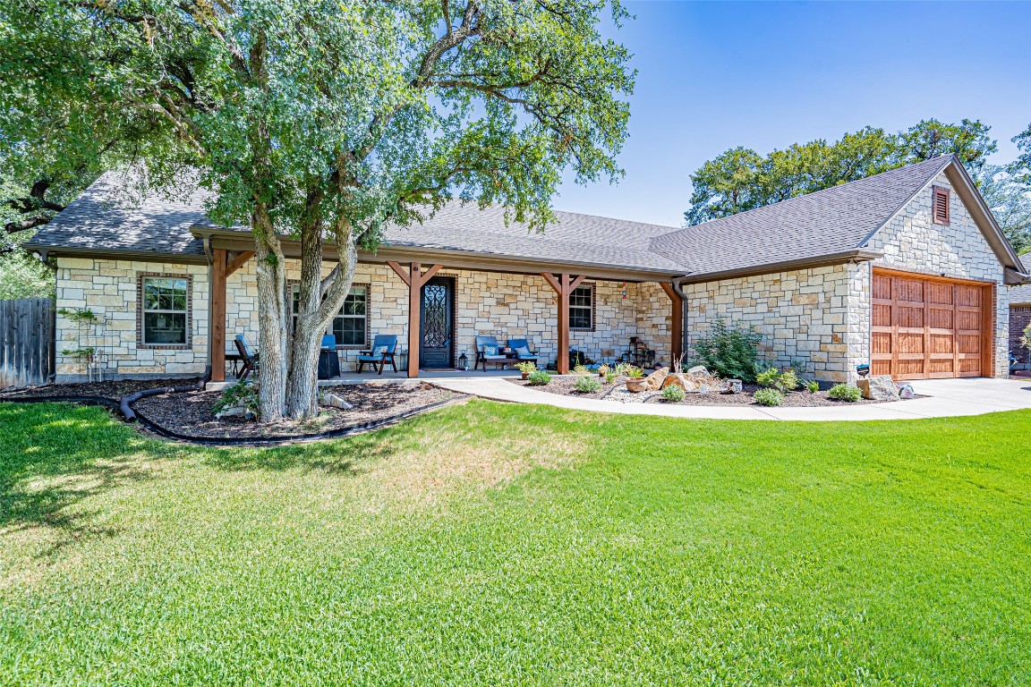 1702 W Limestone Court Granbury TX 76049